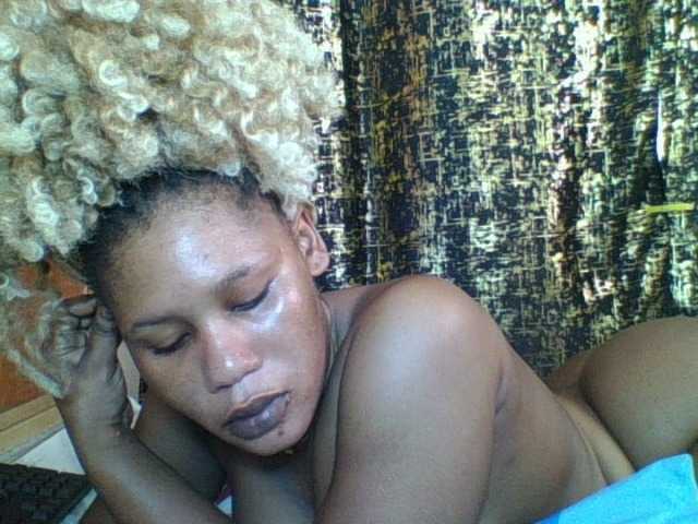 Princesssweetass's BongaCams show and profile