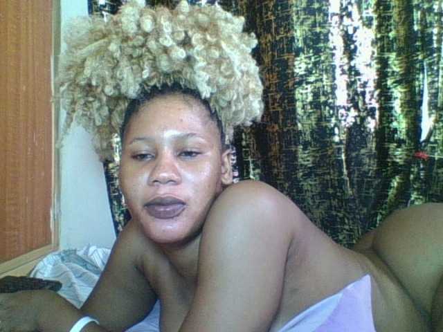 Princesssweetass's BongaCams show and profile