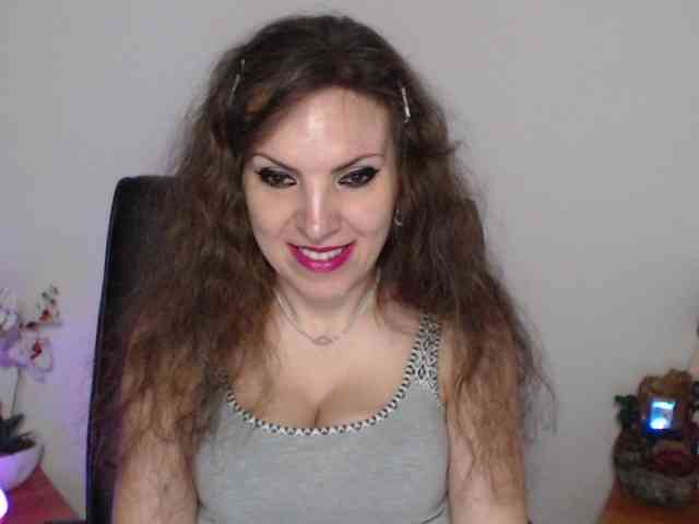 JolieDiane webcam