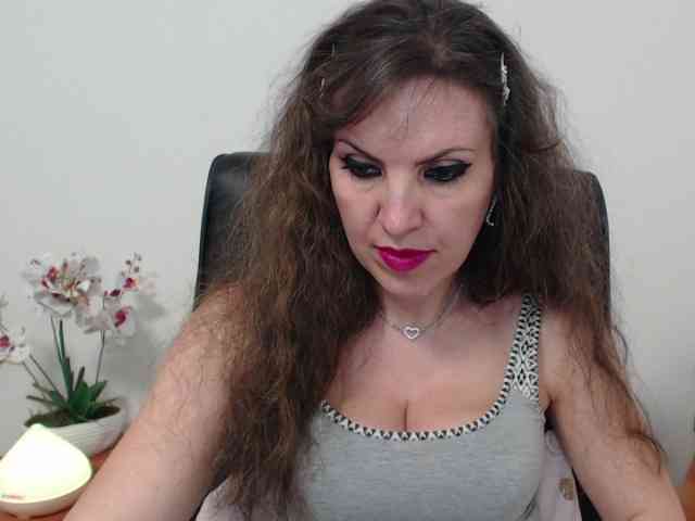 JolieDiane webcam