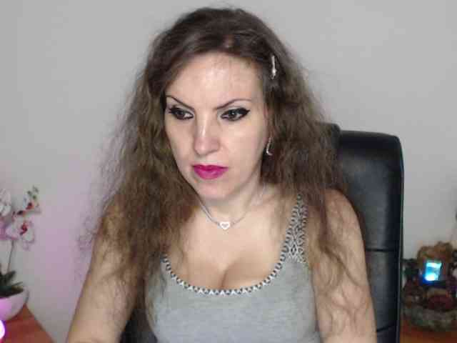 JolieDiane webcam