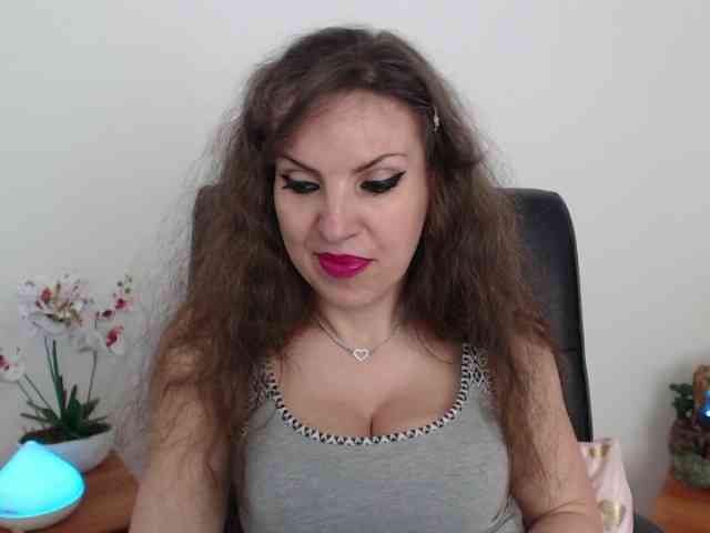 JolieDiane webcam