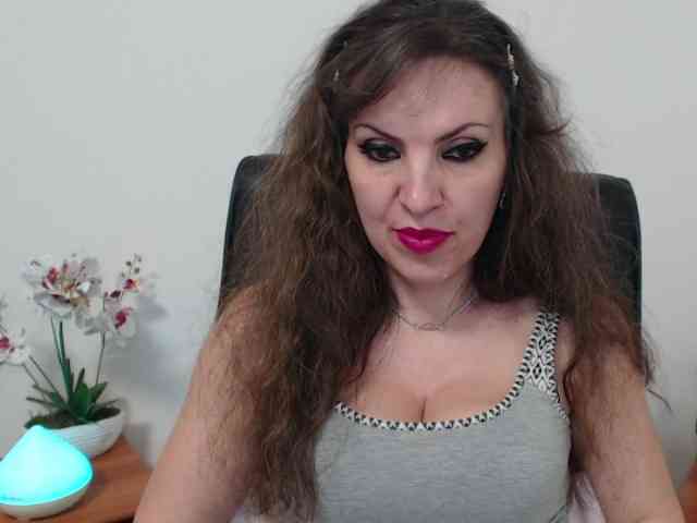 JolieDiane webcam