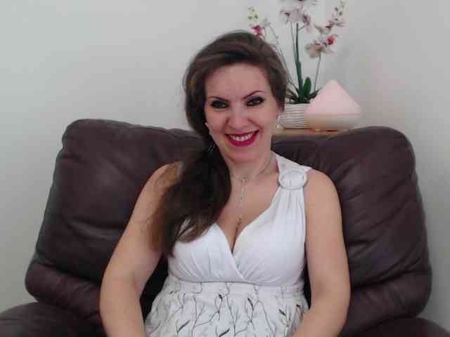 JolieDiane webcam