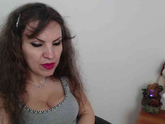 JolieDiane webcam