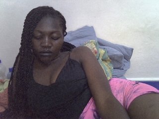 juicy-bella Porn Show