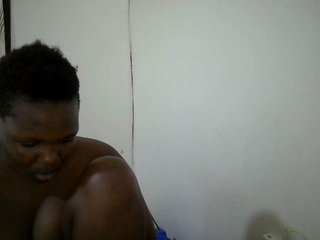 juicy-bella Porn Show