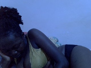 juicy-bella Porn Show