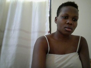 juicy-bella Porn Show