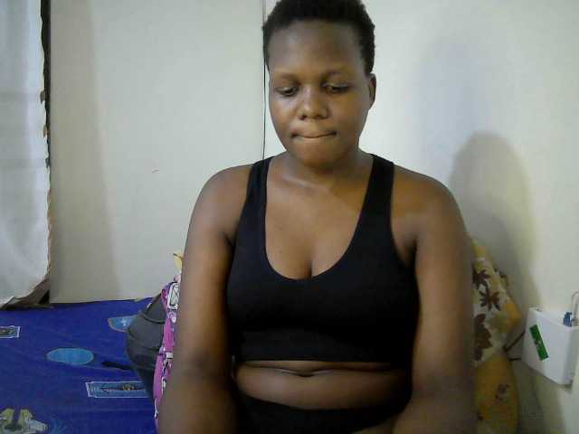 juicy-bella from BongaCams is Freechat