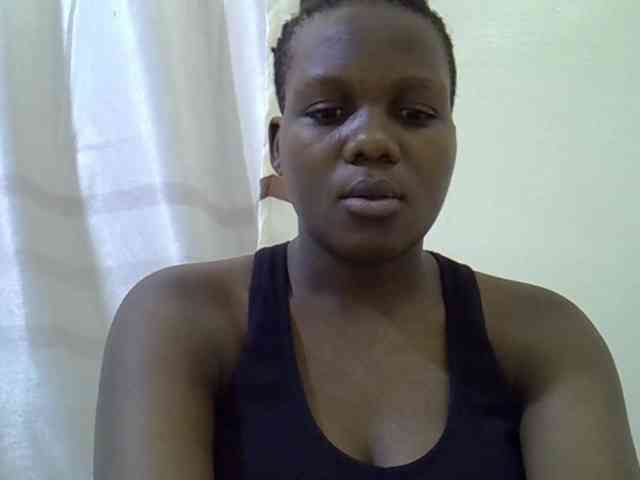 juicy-bella