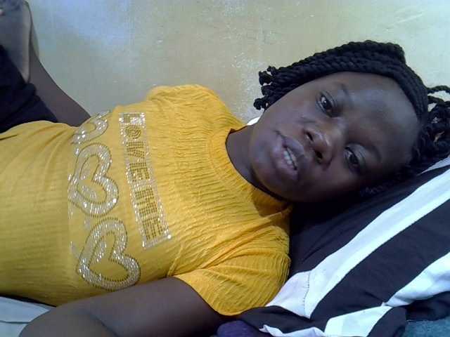 Pretty-doll from BongaCams is Freechat