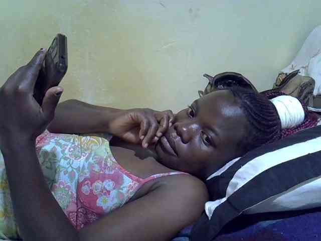 Pretty-doll webcam