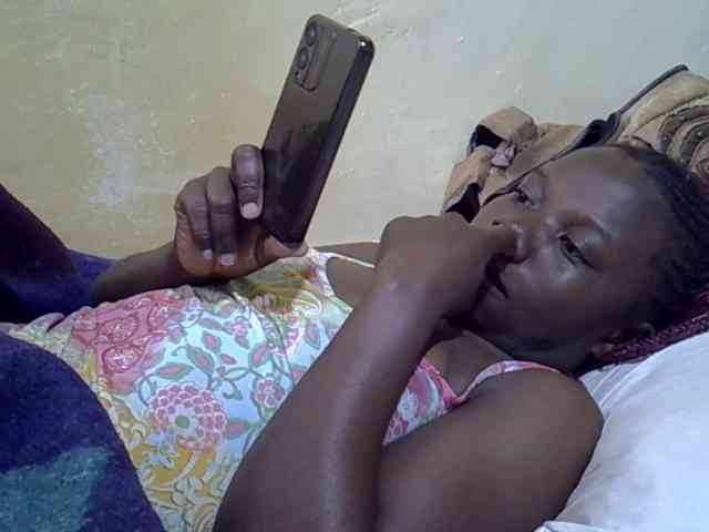 Pretty-doll webcam