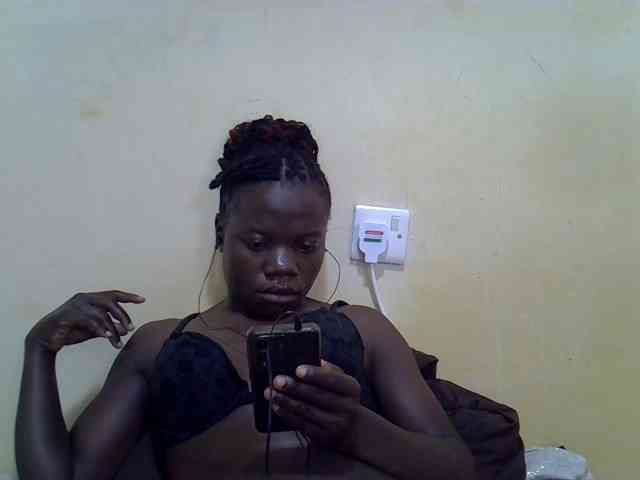 Pretty-doll webcam