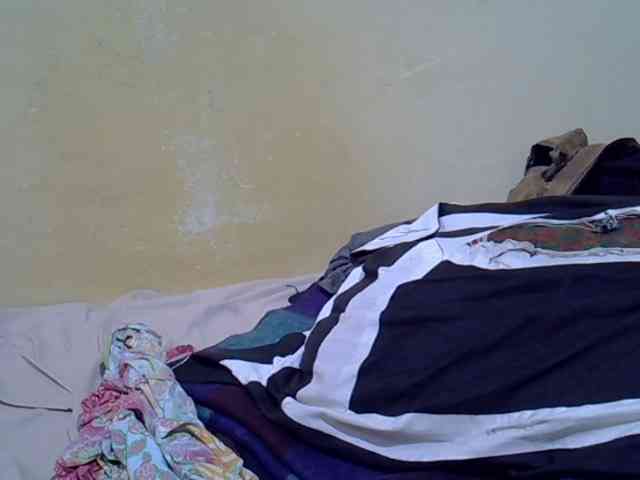 Pretty-doll webcam