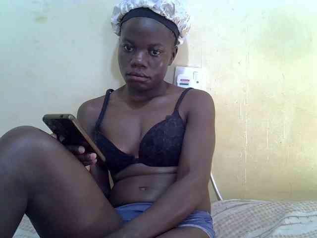 Pretty-doll webcam