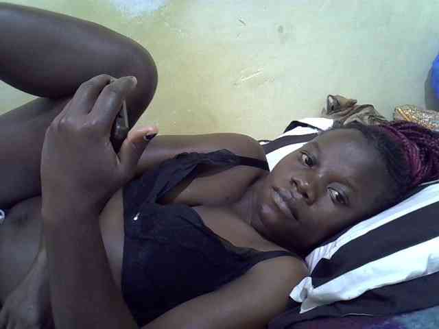 Pretty-doll webcam