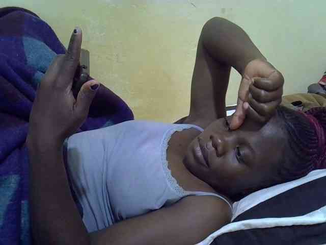 Pretty-doll webcam