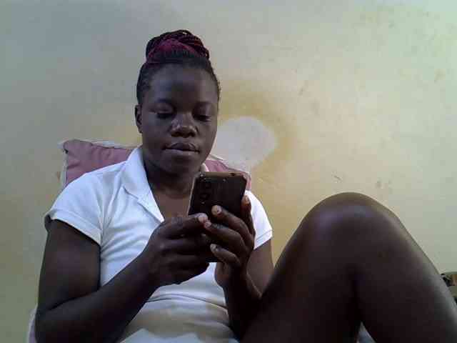 Pretty-doll webcam