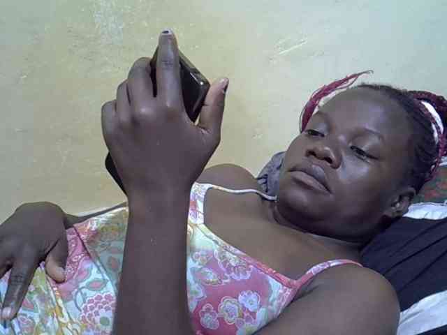 Pretty-doll webcam