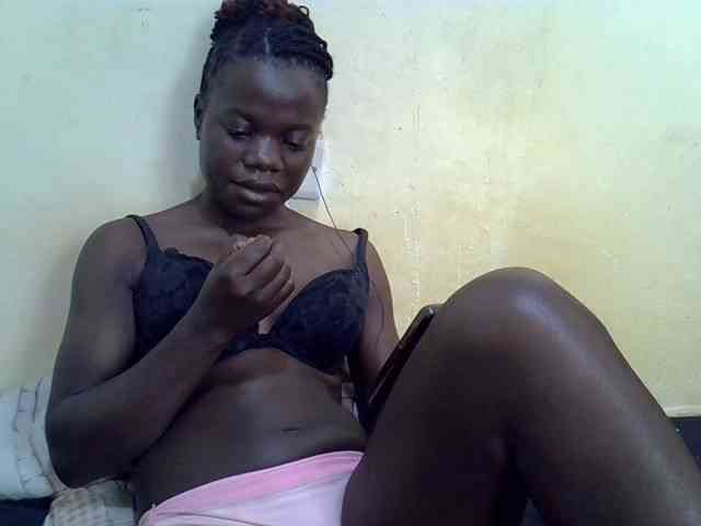 Pretty-doll webcam