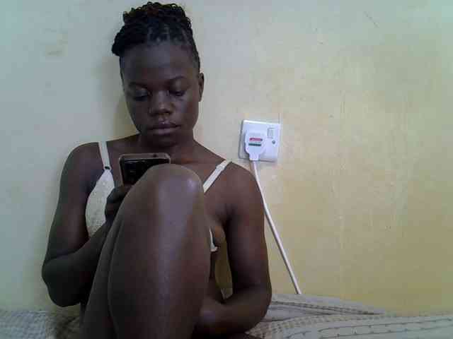 Pretty-doll webcam