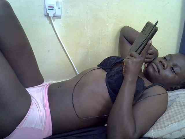 Pretty-doll webcam