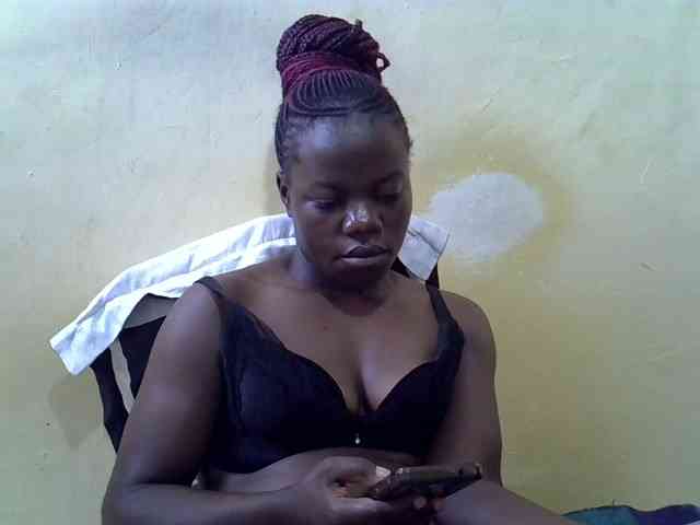 Pretty-doll webcam