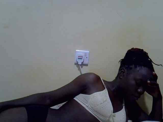 Pretty-doll webcam