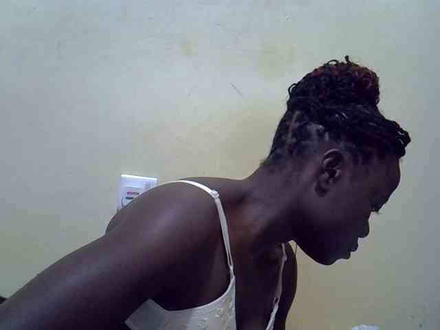 Pretty-doll webcam