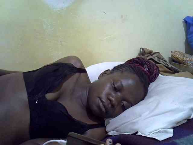 Pretty-doll webcam