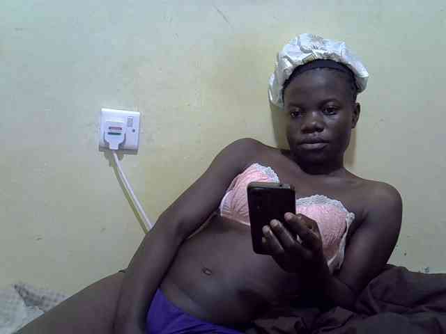 Pretty-doll webcam