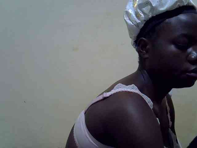 Pretty-doll webcam