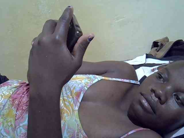 Pretty-doll webcam