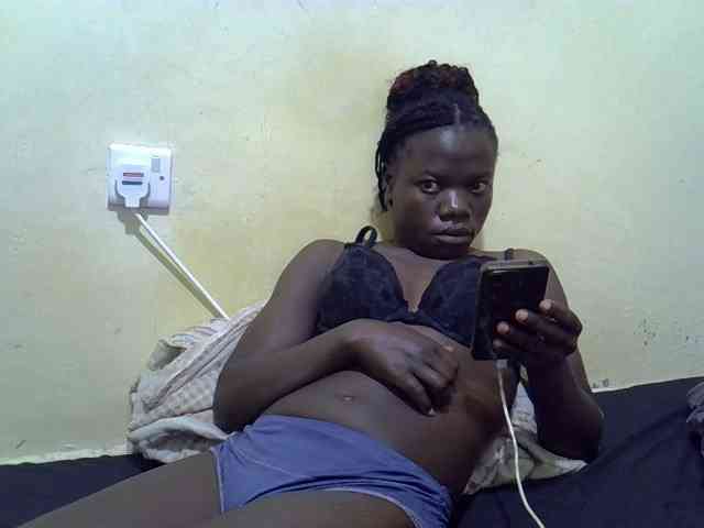 Pretty-doll webcam
