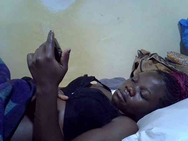 Pretty-doll webcam