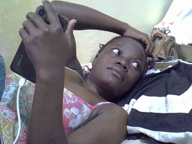 Pretty-doll webcam