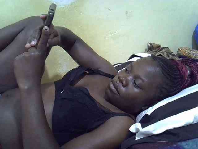Pretty-doll webcam