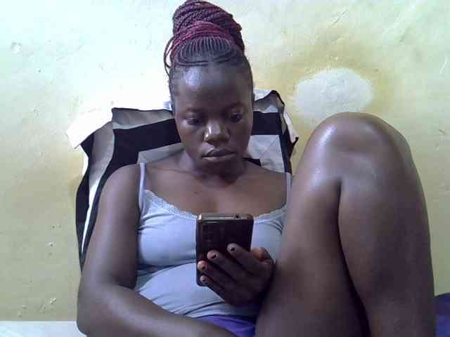 Pretty-doll webcam