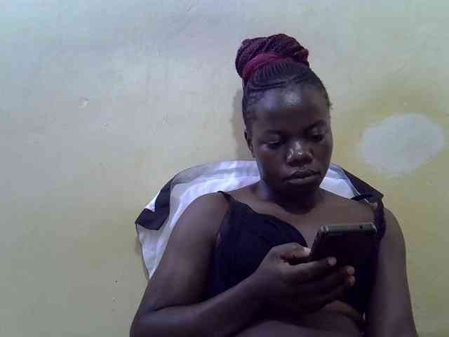 Pretty-doll webcam
