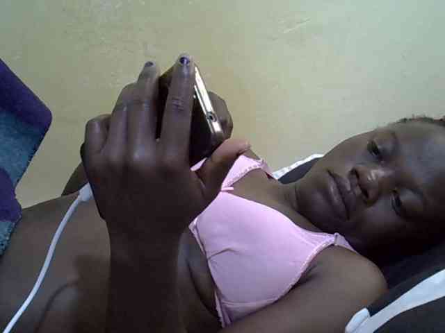 Pretty-doll webcam