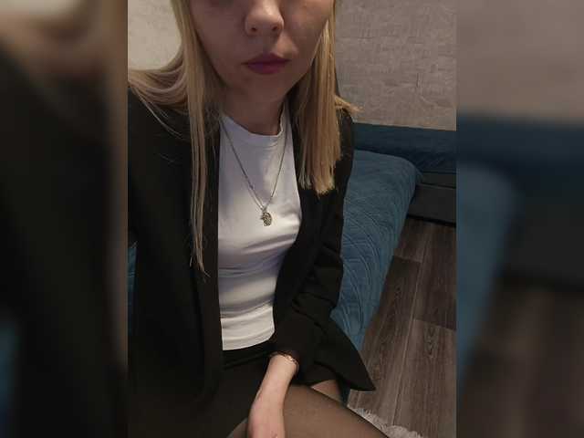 Savuka's BongaCams show and profile