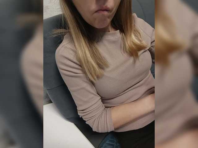 Savuka's BongaCams show and profile