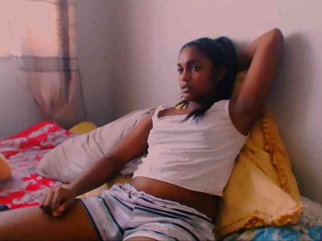 IndianPlayBunnyX webcam