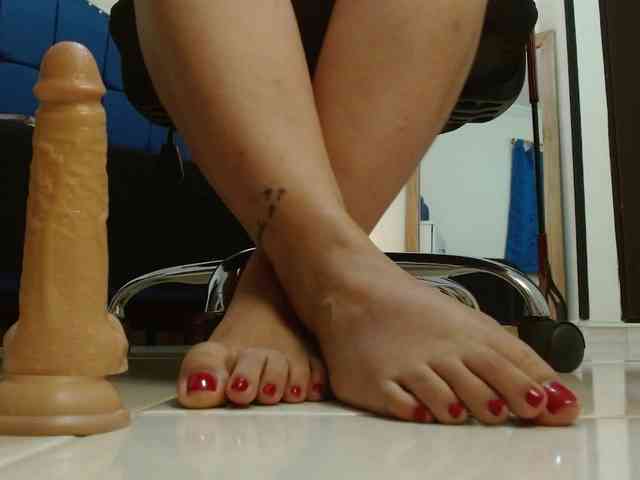 Daniela-Saenz webcam