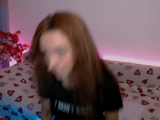 bellaqueen0701's BongaCams show and profile