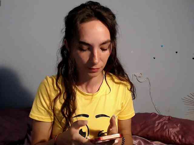 bellaqueen0701 webcam