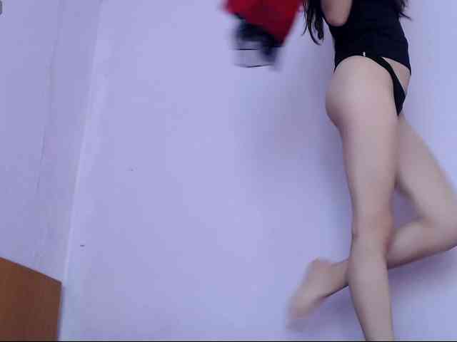 bellaqueen0701 webcam