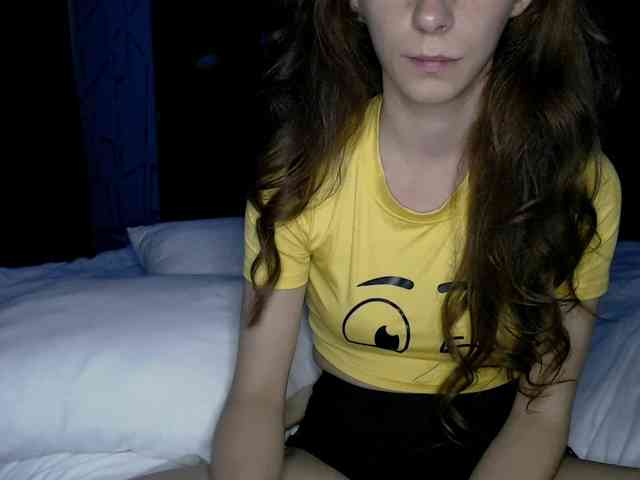 bellaqueen0701 webcam